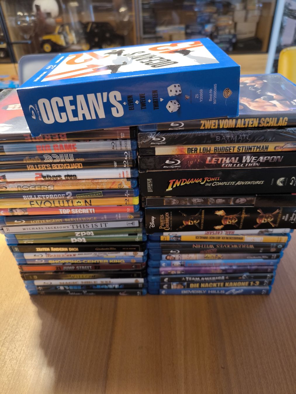 Tous les DVDs: Action,Comedy und Adventure Blu-Ray Bundle! – D'occasion à Dürnten par Nexomynon
