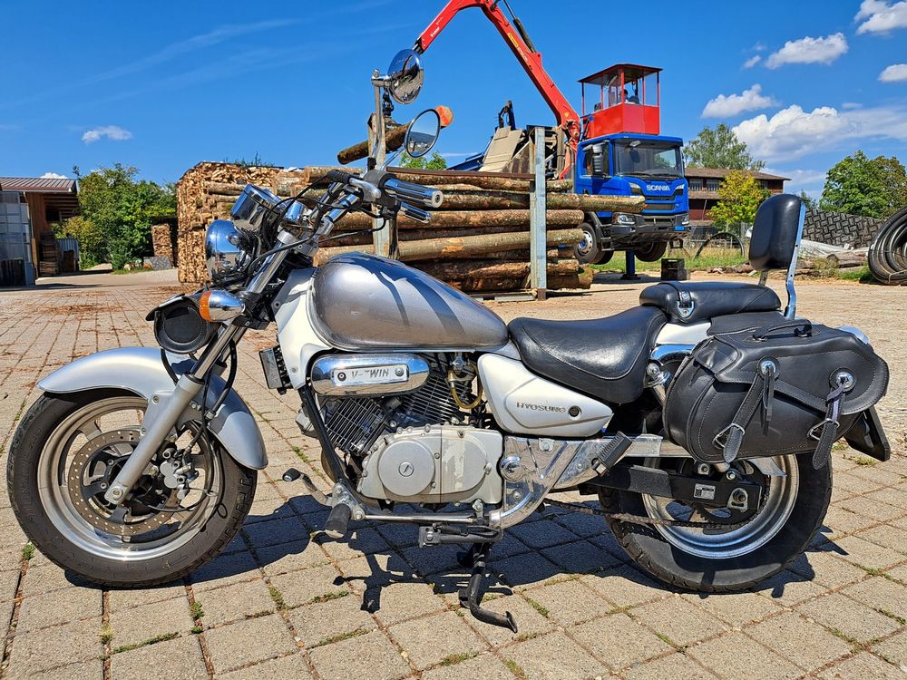Wunderschne Hyosung 125 Chopper Ebenbildnull
