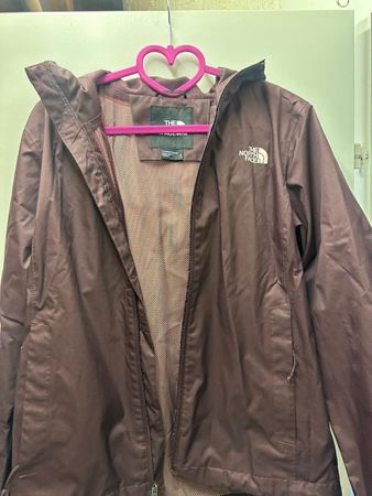 The North Face Regenjacke Farbe Weinrot Groesse M