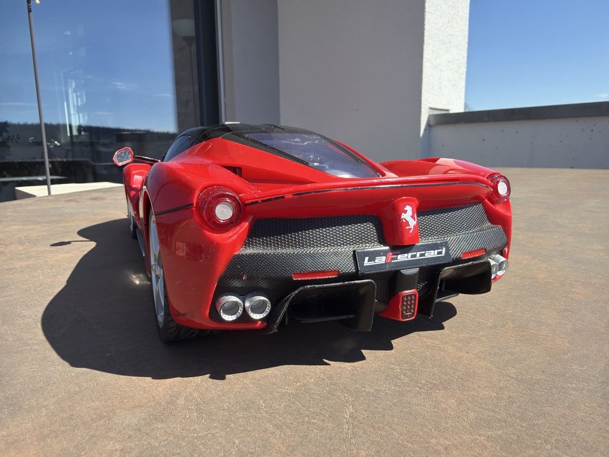Modellautos: Ferrari La Ferrari - 38cm lang – Gebraucht aus Wolfwil von Rolex1 4
