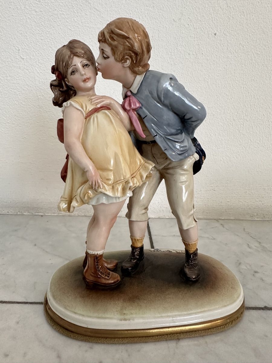 Tutte le decorazioni: Capodimonte Porzellanfigur  – Usato da Baar venduto da pat_sr55