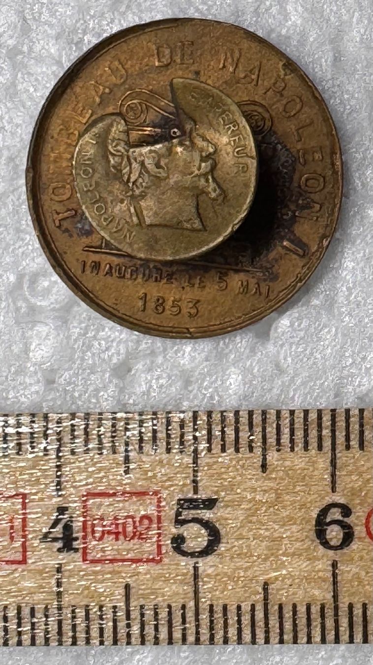 Uniformi: Frankreich, Einweihung du Tombeau de Napoleon – Usato da Andwil SG venduto da Ariisa1234 2