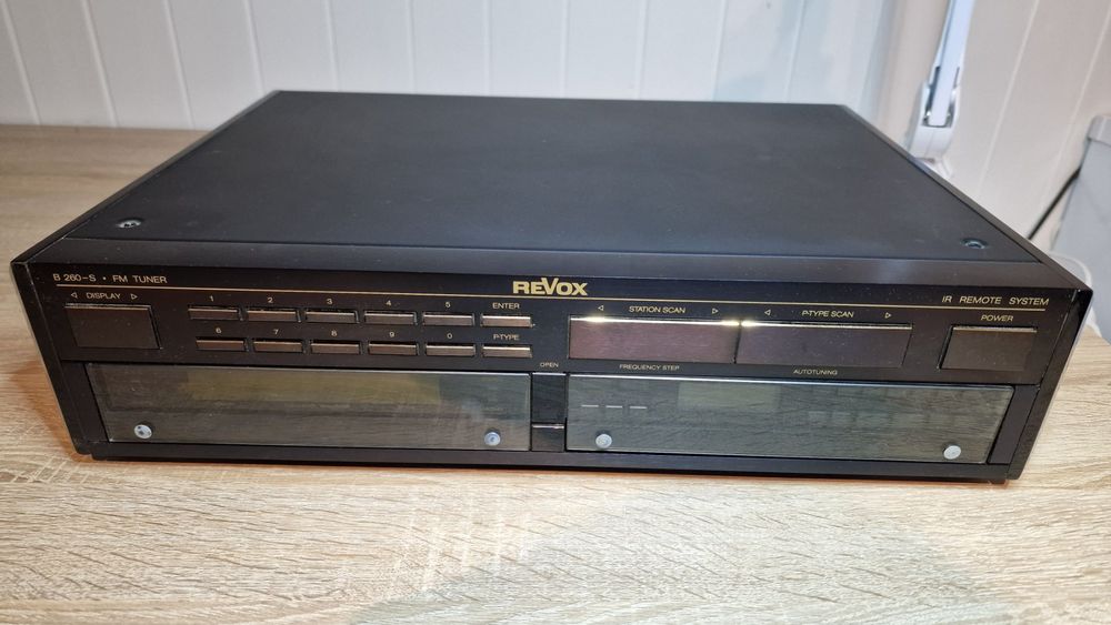 Tuner HiFi Vintage Revox B260 – FM – Argenté – Haut De Gamme – Occasion