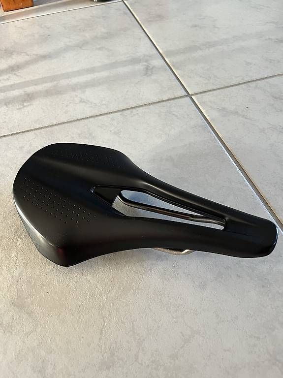 Ersatzteile: Fizik Tempo Argo R3 Sattel – Gebraucht aus Dübendorf von sch_2fhz