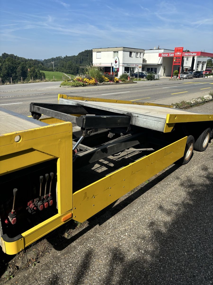 Mitsubishi Nutzfahrzeuge: Mitsubishi Canter Autotransporter  – Gebraucht aus Herisau von 4x4man 4