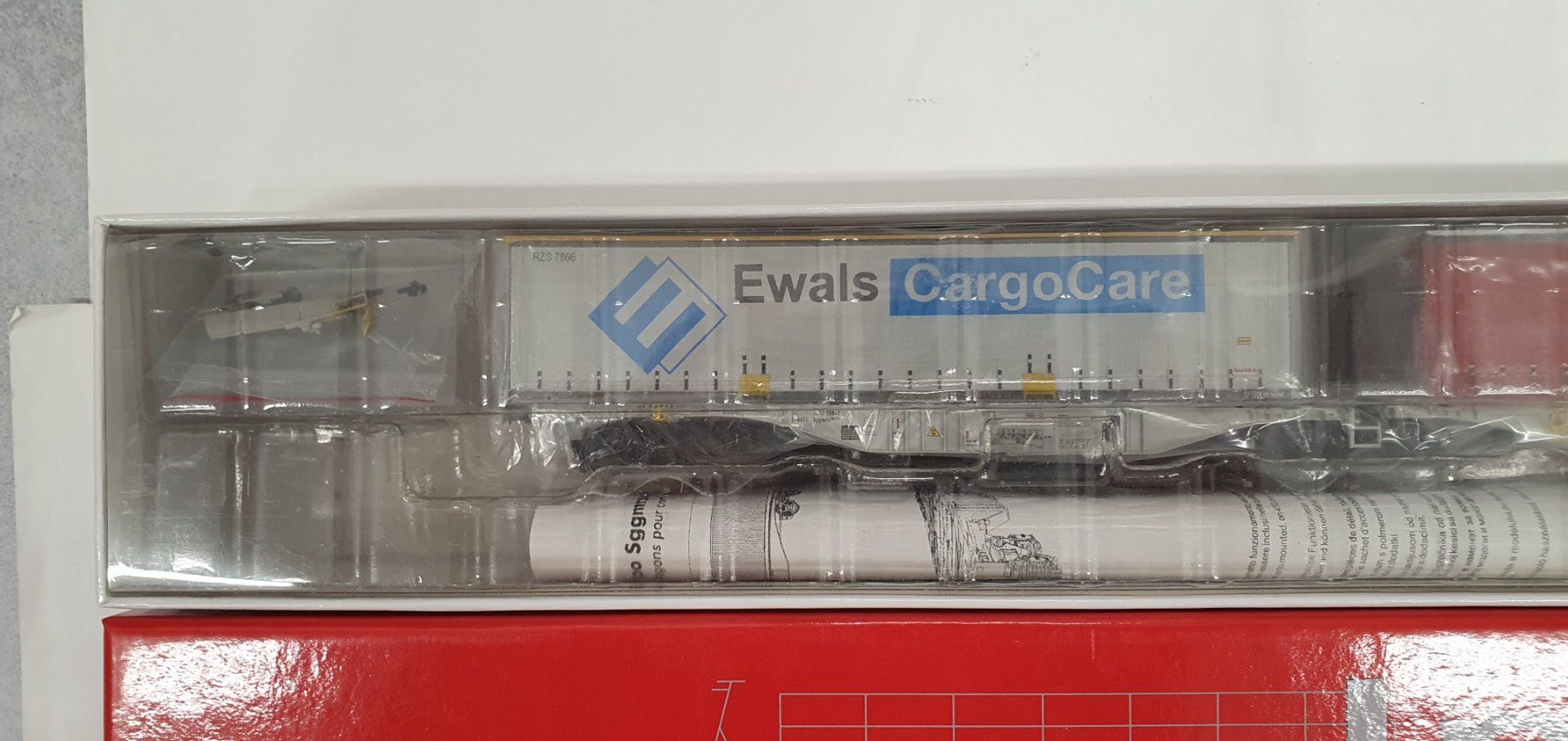 ACME Modellini di ferrovie: ACME 90098 AAE Sggmrss Doppeltragwagen – Nuovo e nell'imballaggio originale da Würenlos venduto da juruth 1