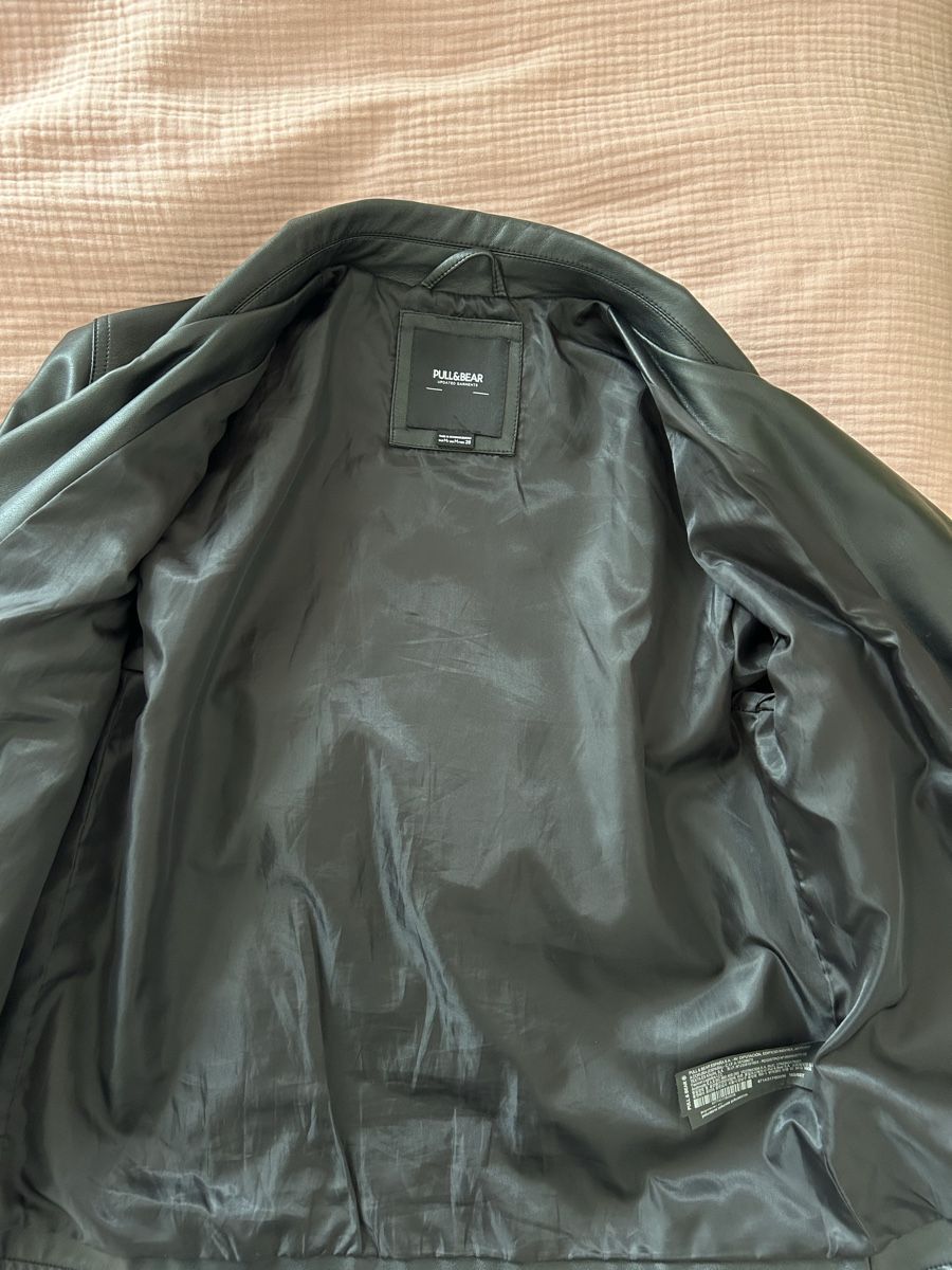 Pull&Bear Giacche: Pull&Bear Kunstlederjacke, Schwarz, Gr. M – Usato da Zürich venduto da Lolaa123 4