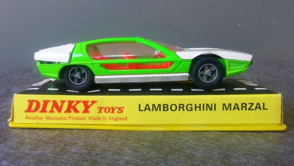 Voiture Ancienne DINKY TOYS Lamborghini Marzal - Made In England, Occasion