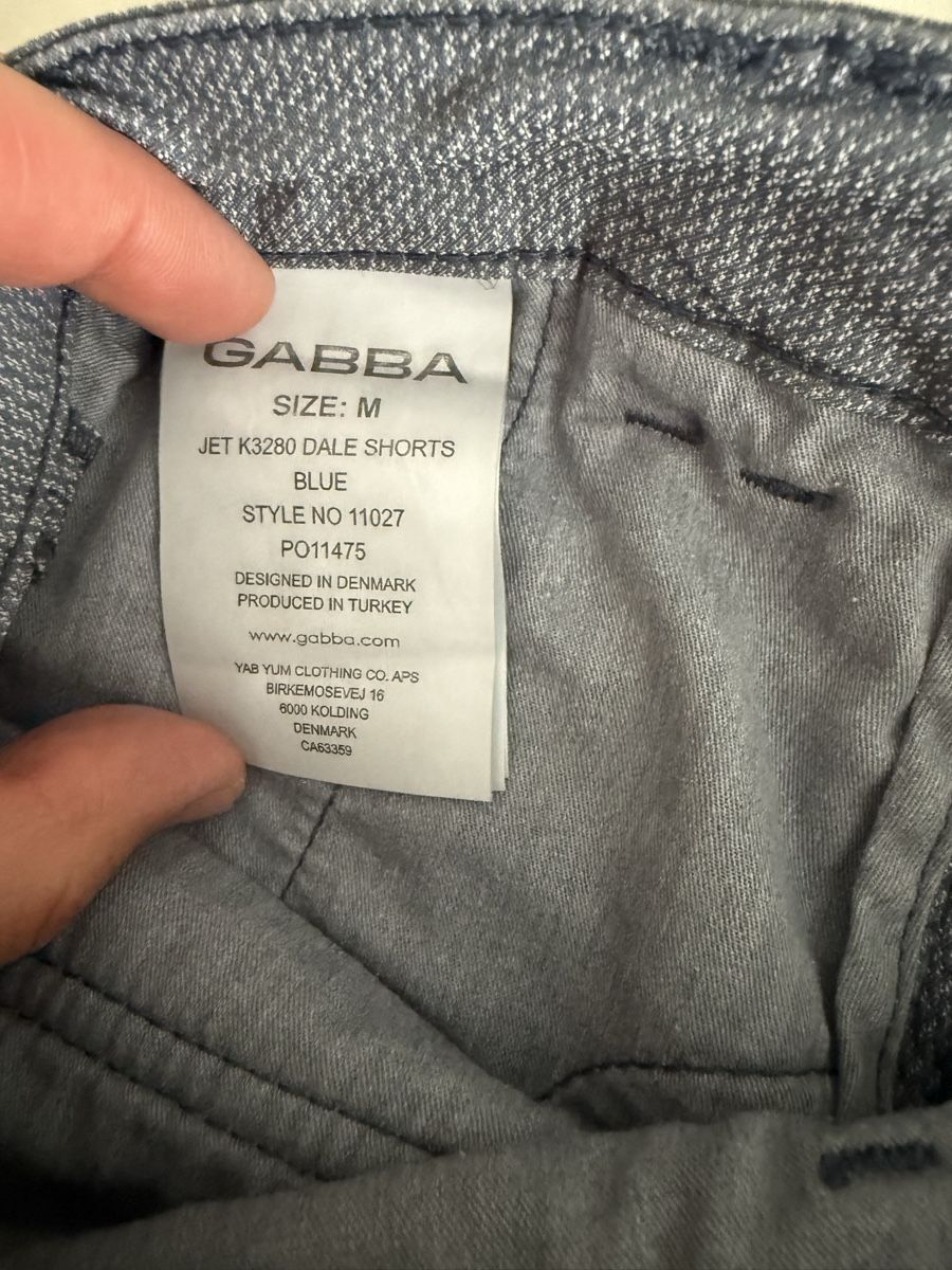 Pantaloni: Gabba Shorts – Usato da Recherswil venduto da Noname1 3