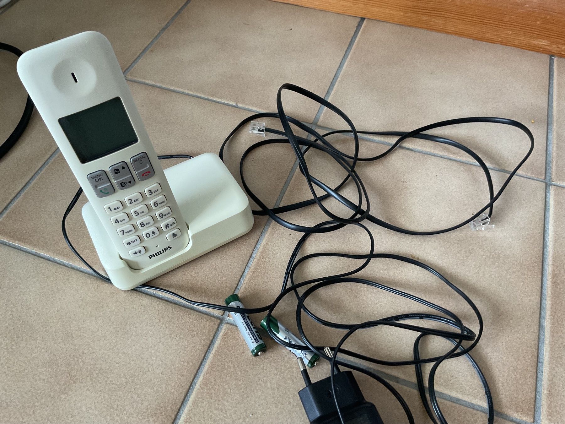 Philips Telefoni: Philips téléphone fixe sans garantie – Usato da Icogne venduto da cen_h97r 2