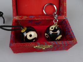Qi-Gong-Kugeln mit Yin-Yang-Motiv inkl. Box