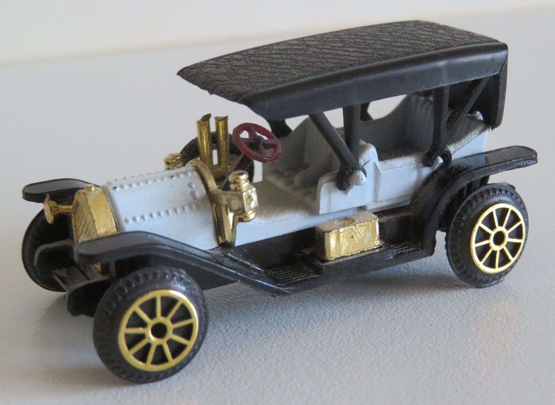Ford Modellini d'auto: Automodell Ford T - Simplex No. 305 - M. 1:72 – Usato da Oberriet SG venduto da Manick