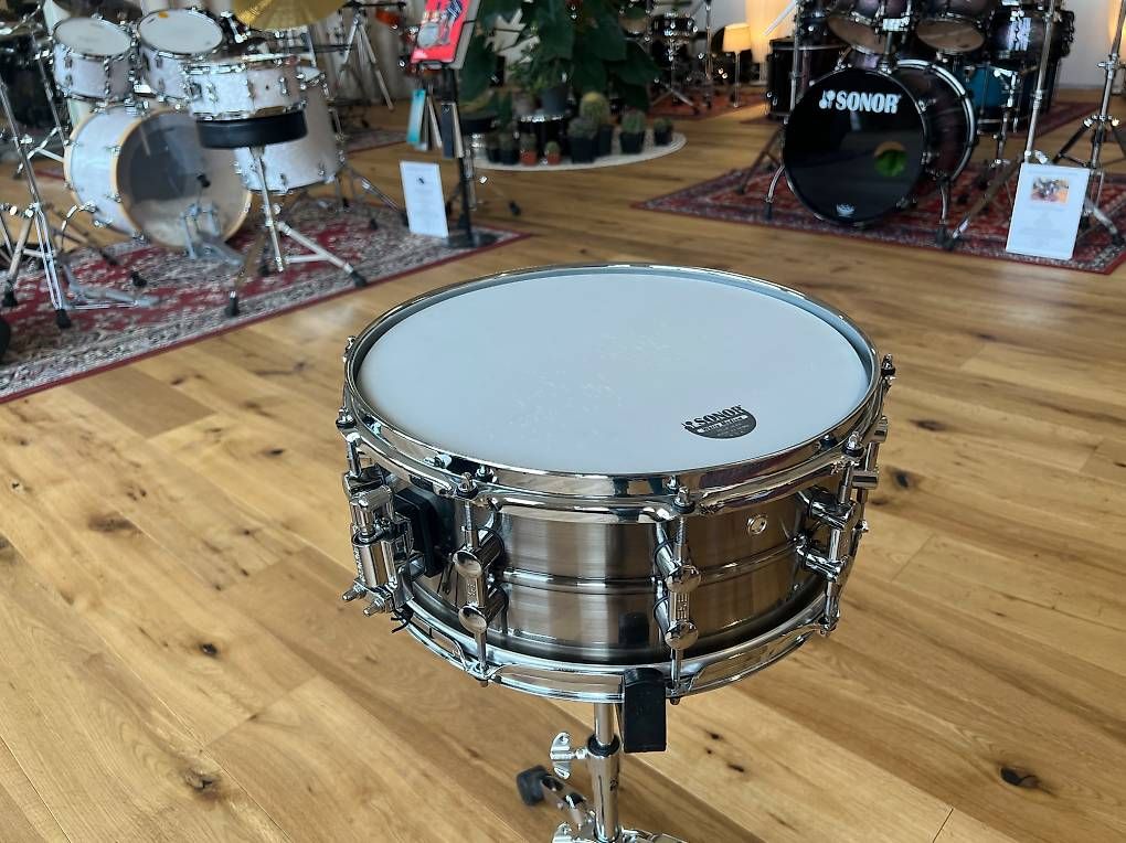 Sonor Musikinstrumente: Snare Drum SONOR Kompressor KS 14x5.75 SDB Brass – Neu (gemäss Beschreibung) aus Schönenwerd von MIH_Obrecht 1