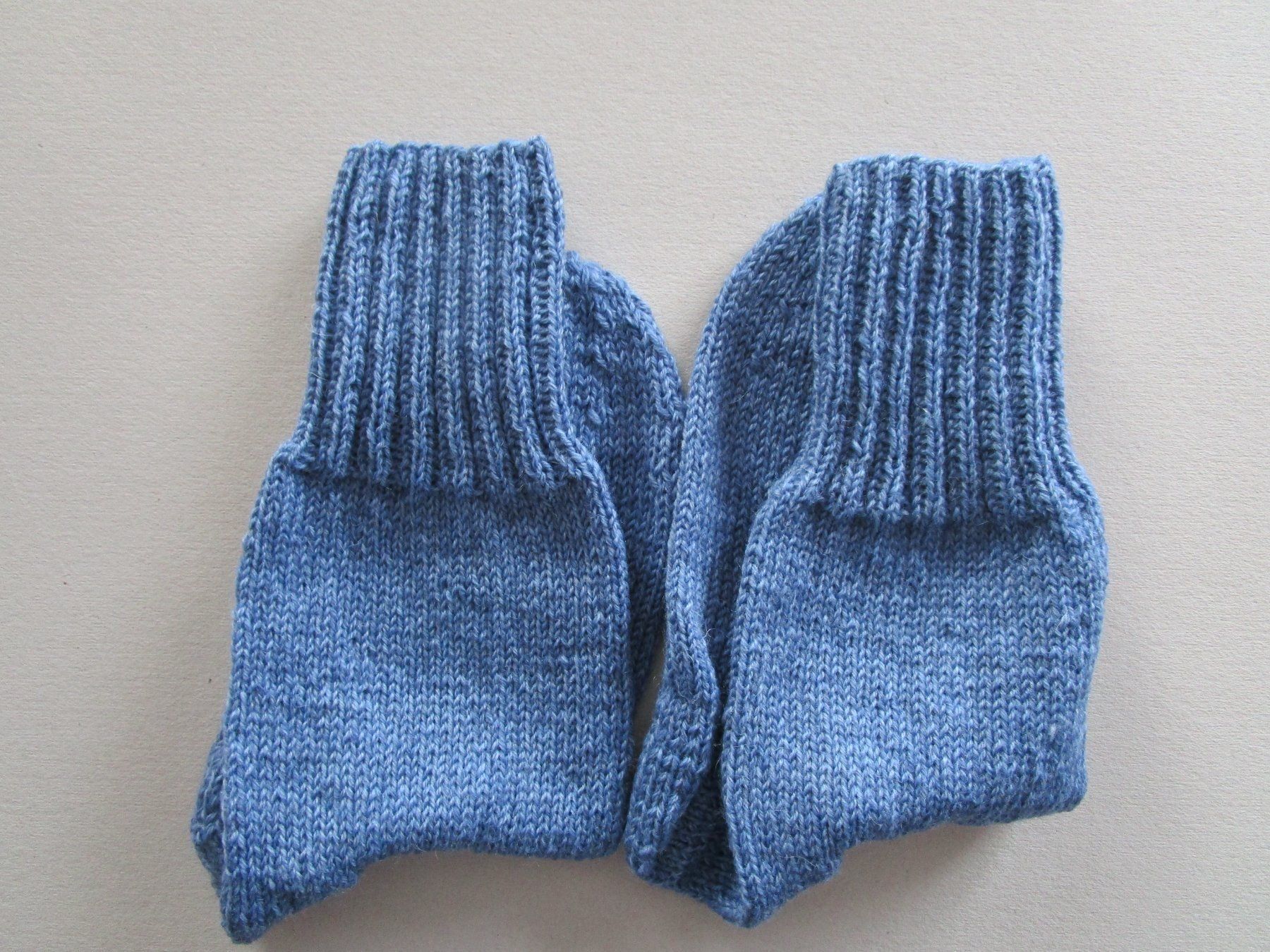 Calze: handgestrickte Socken Gr. 40/41 – Nuovo (secondo la descrizione) da Ursenbach venduto da gruenblau 2