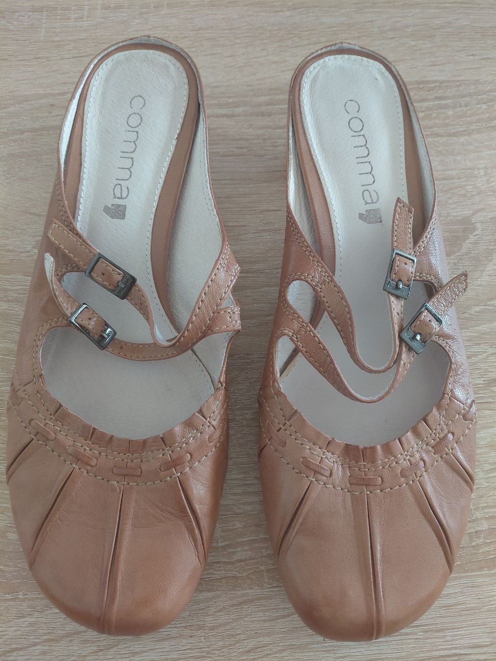 Damenschuhe: SCHÖNER DAMENSCHUH OFFEN "COMMA" – Gebraucht aus Embrach von avesi 2
