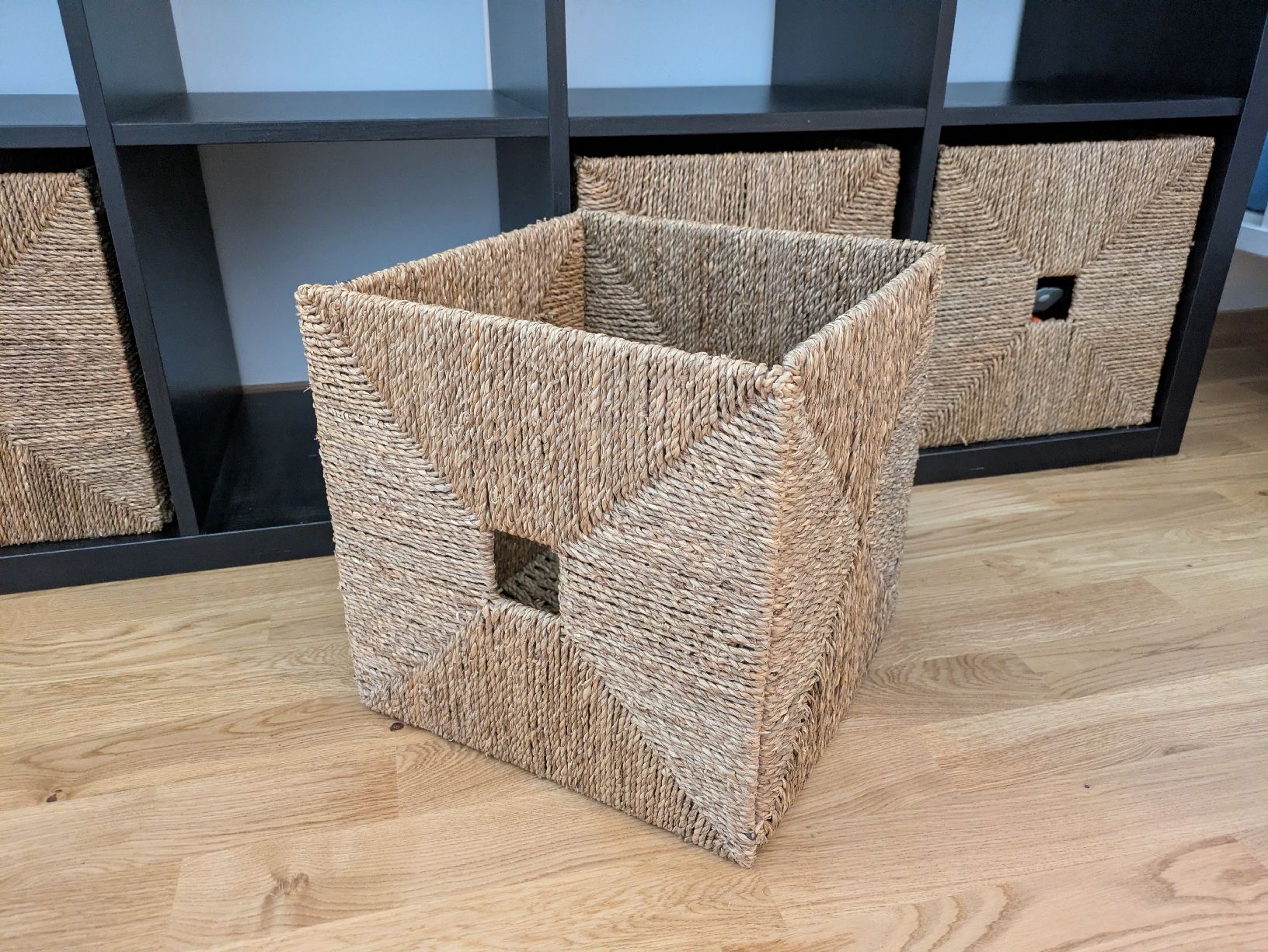 Ikea Étagères: Ikea kallax mit box – D'occasion à Zürich par GiuliaBattista 3