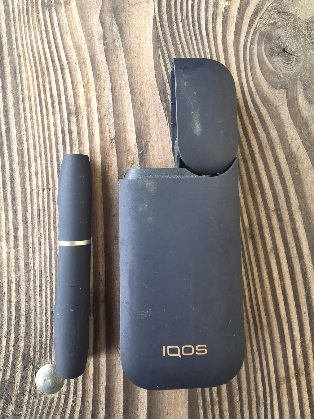 Iqos Altri Prodotti per fumatori: IQOS Tabakerhitzer - Schwarz - Günstig! – Difettoso da Bad Zurzach venduto da Schaeubli-Group