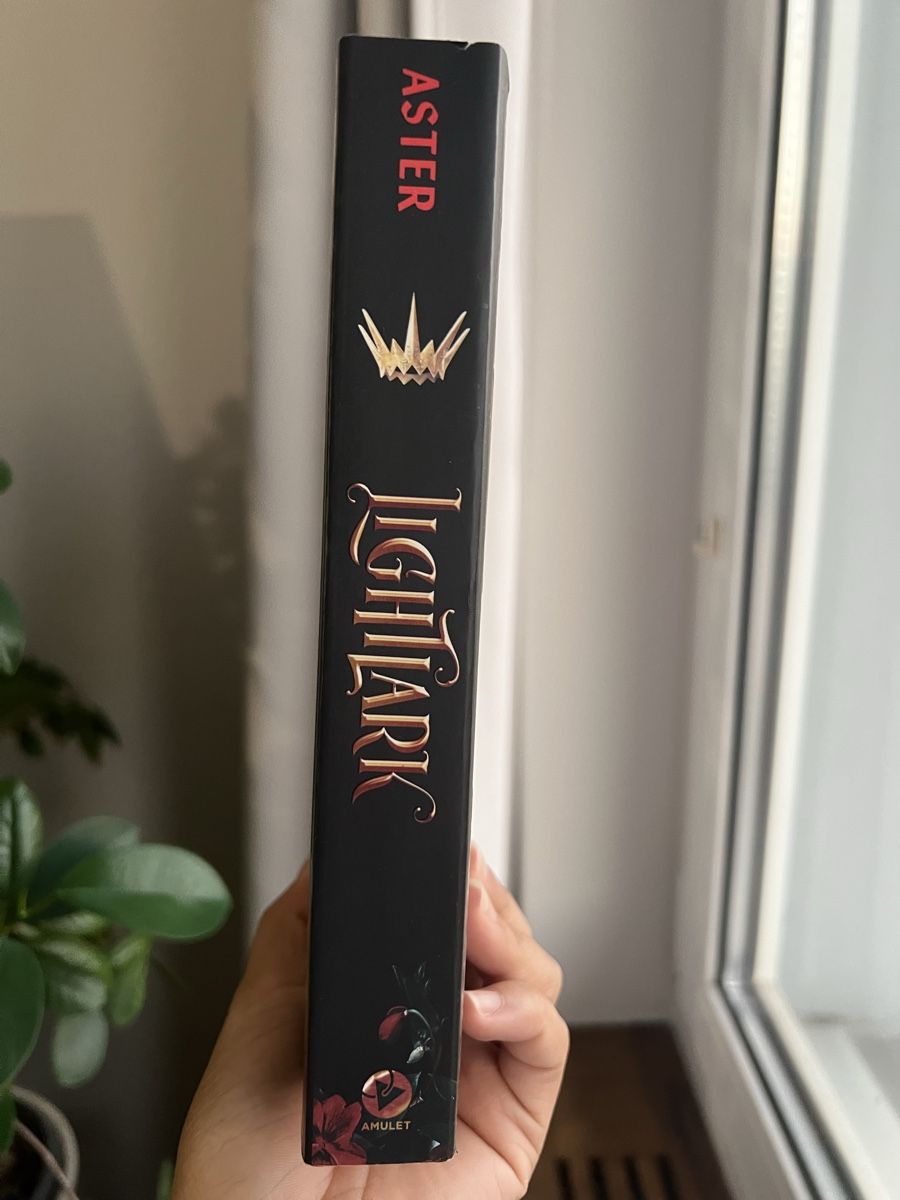 Bücher: Lightlark von Alex Aster – Neu (gemäss Beschreibung) aus Glattbrugg von readsy 1