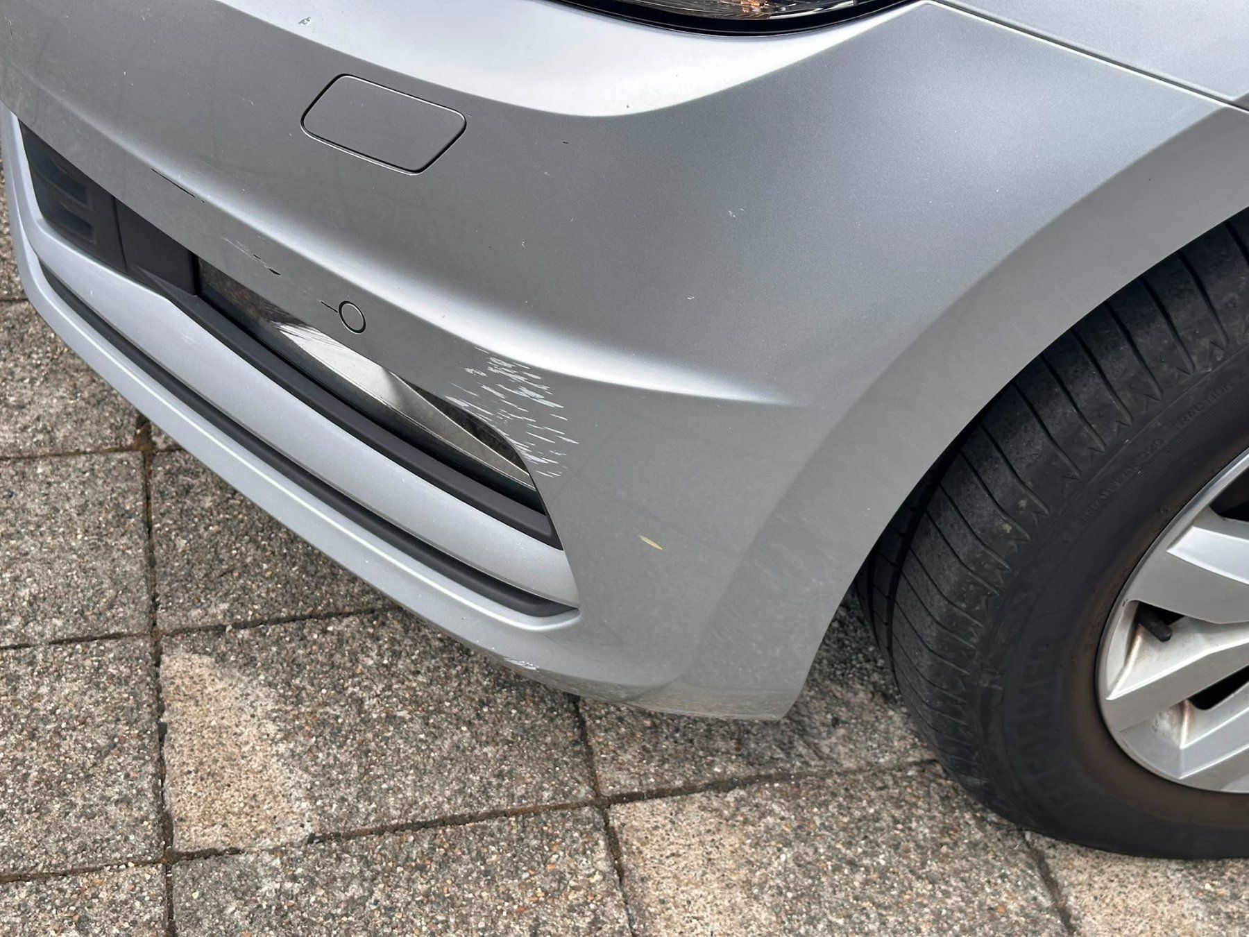 VW Automobili: VW Touran 1.6TDI – Usato da Otelfingen venduto da hof74 5