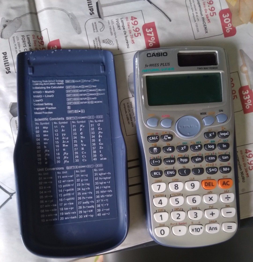 Calculatrices: CASIO fx991 ES PLUS – D'occasion à Chêne-Bougeries par FamilleGanev