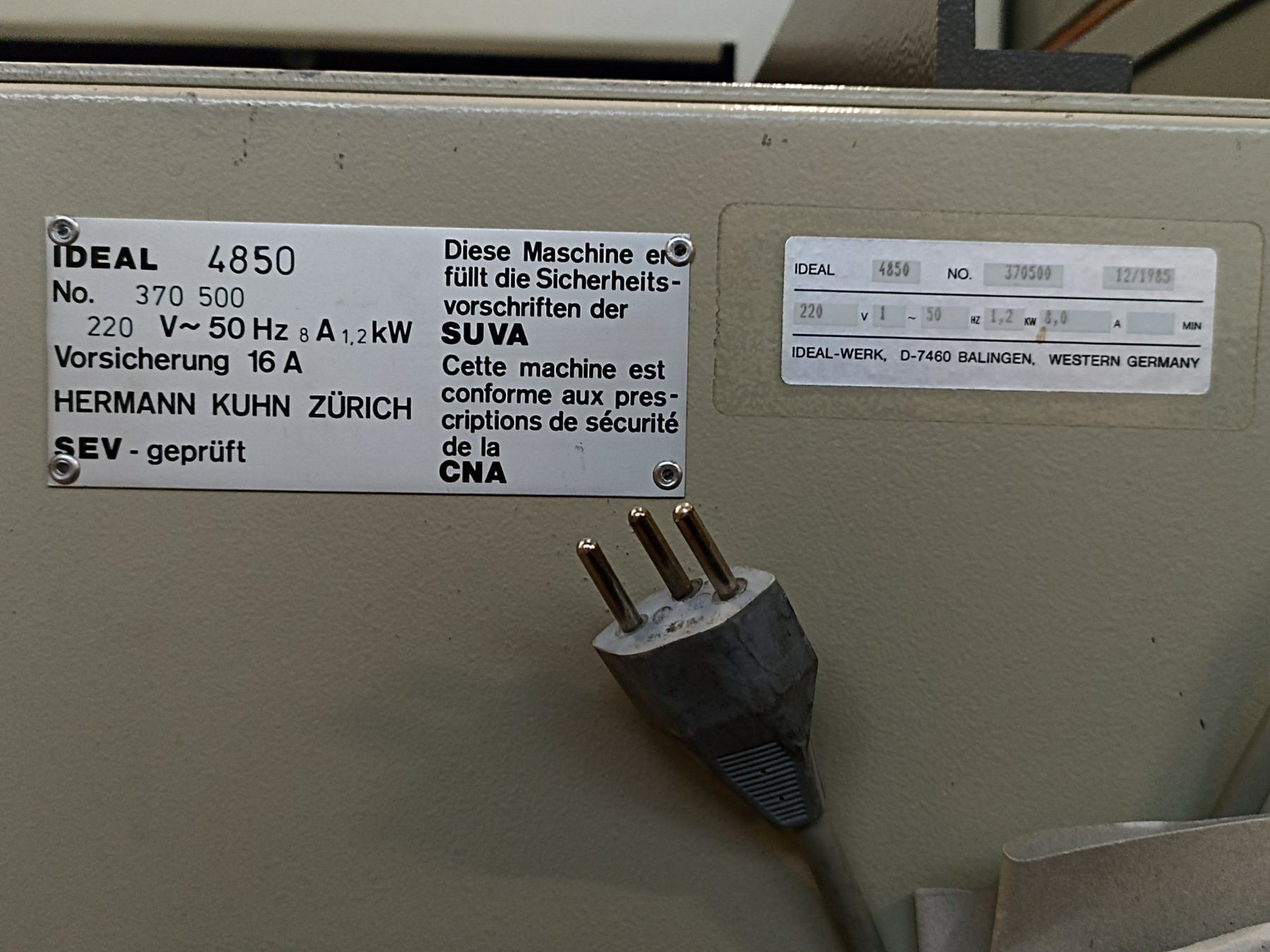 Alle Maschinen: IDEAL Schneidemaschine Stapelschneider – Gebraucht aus Hunzenschwil von davidpetro 3