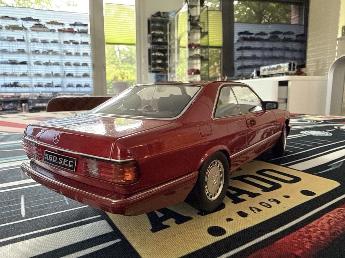 Mercedes-Benz Modellautos: Mercedes-Benz 560 SEC 1:18 – Neu (gemäss Beschreibung) aus Basel von Zomeg 3