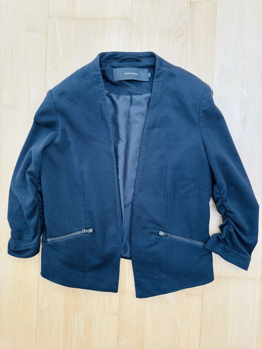 Vero Moda Jacken: Blazer von Vero Moda Gr. 36 - schwarz – Gebraucht aus Ennetbürgen von Evelyne_G