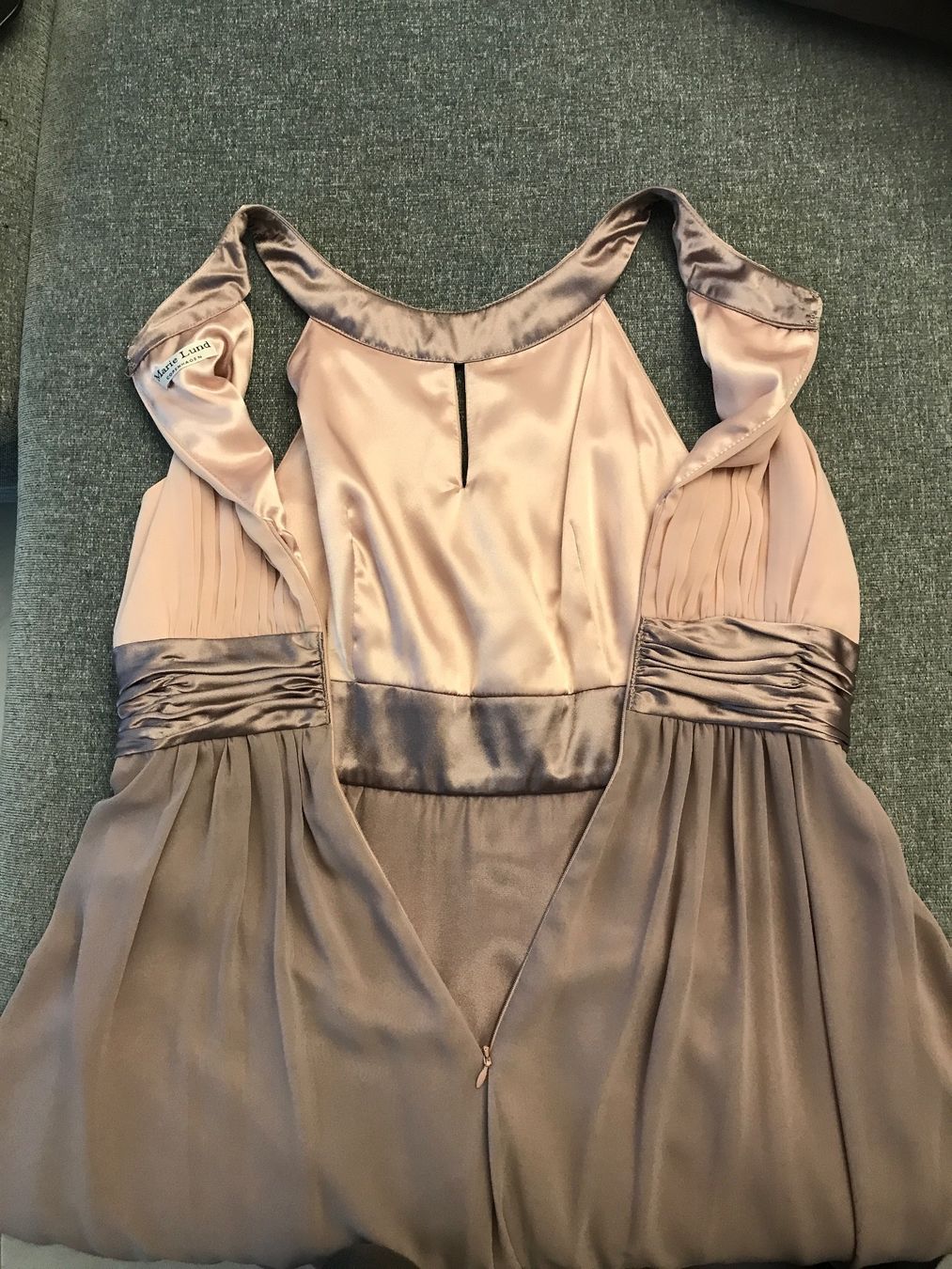 Robes: Abendkleid – D'occasion à Niederglatt ZH par Mary102 6