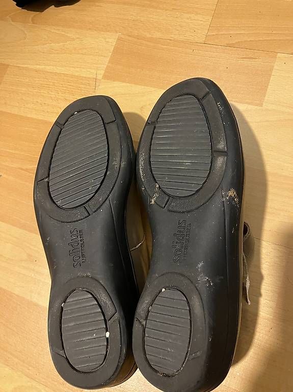 Chaussures femmes: Gesundheitsschuhe Solidus Hedda goldgrau – D'occasion à Kriens par Gartenfee03 2