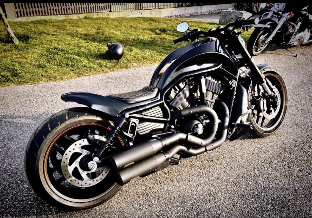 Chopper: Harley Davidson Night Rod – Gebraucht aus Birr von HR78
