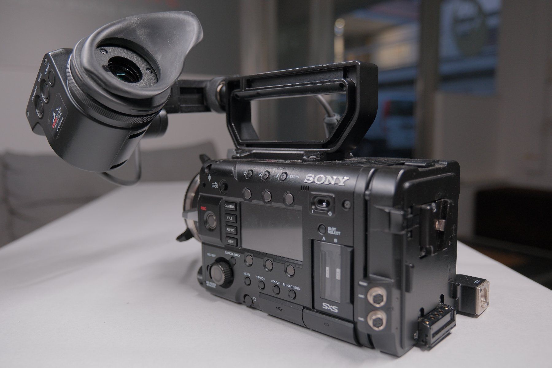 Sony Videocamere: Set caméra - SONY CineAlta F55 – Usato da Renens VD venduto da Joakim11 3