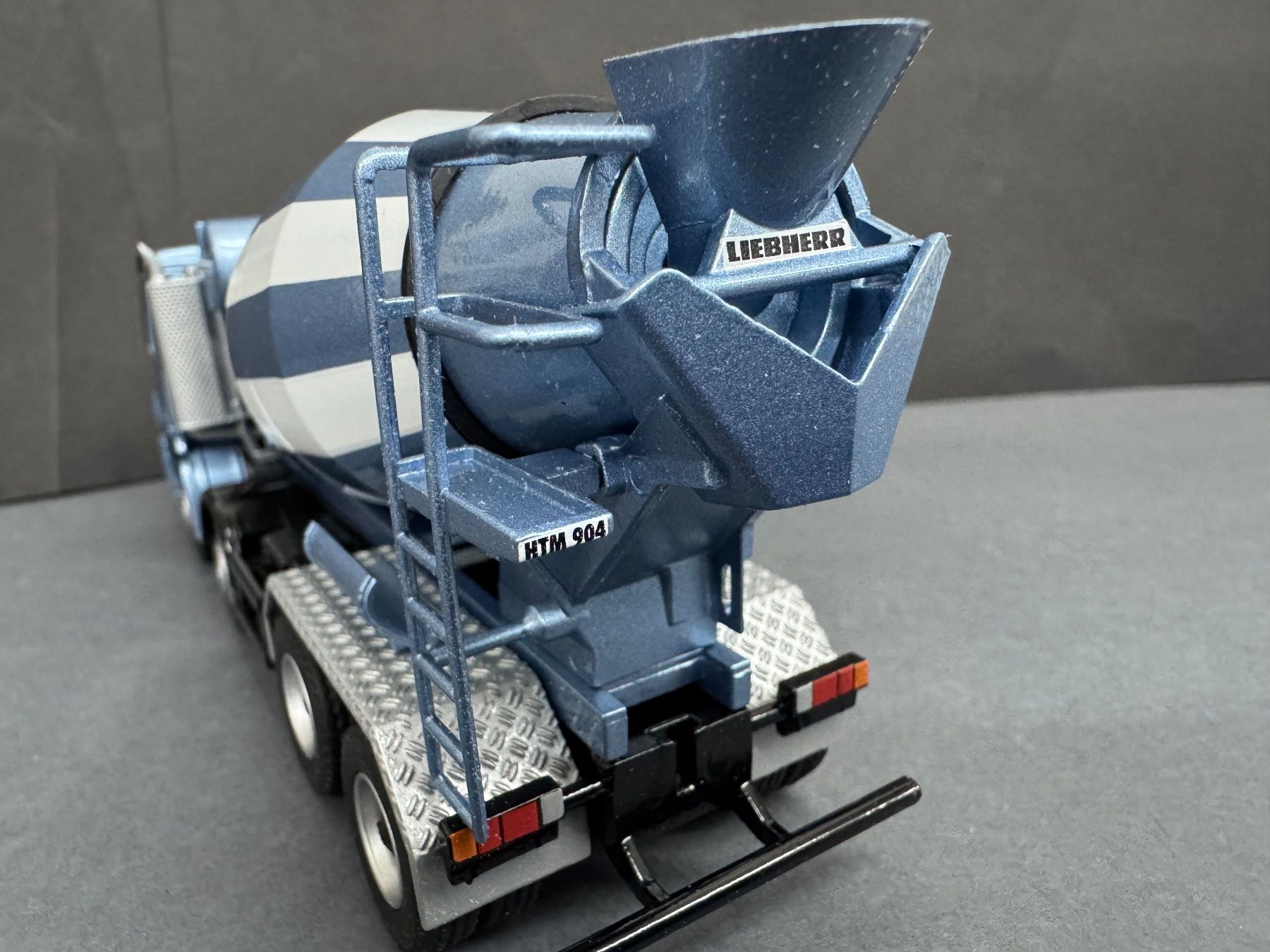 Conrad Kit di modellismo & Modellini statici: Mercedes Mixer HTM904 Conrad 1:50 – Nuovo (secondo la descrizione) da Luzern venduto da aa43modelcars-Luzern 1