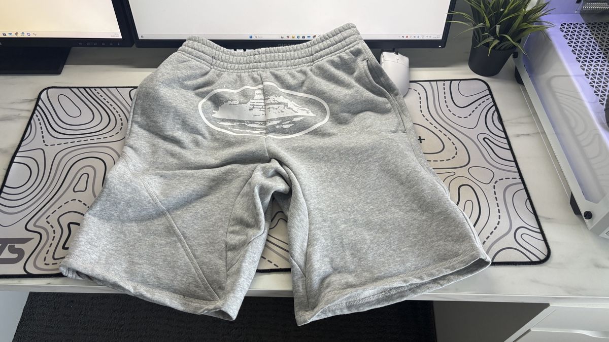 Corteiz Pantaloni: Corteiz Shorts Grey – Nuovo e nell'imballaggio originale da Münchenbuchsee venduto da ore_wlr9