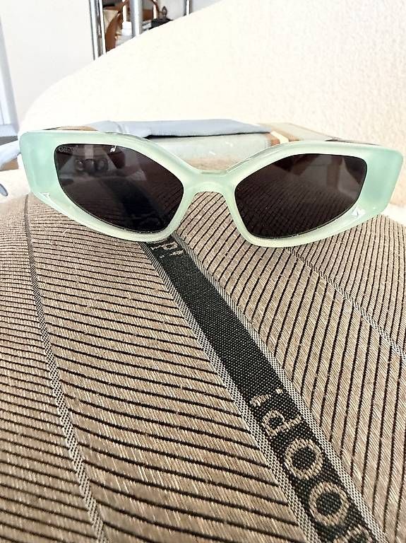 Occhiali & Lenti: Off-White Sonnenbrille – Nuovo e nell'imballaggio originale da Basel venduto da Kikiross 2