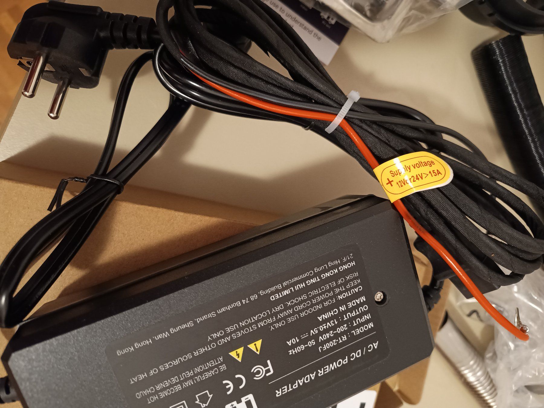 Radiatori: 12V / 24V oder 230V Dieselheizung 8kW, neu – Nuovo e nell'imballaggio originale da Döttingen venduto da Schlei 8