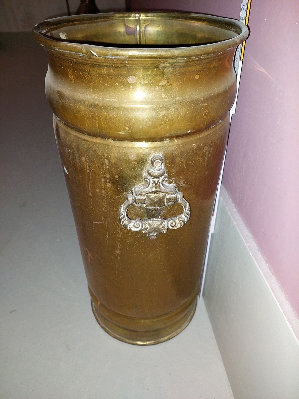 Altri mobili per ufficio: Vintage Messing Schirmständer/Übertopf, 48 cm hoch. – Usato da Muttenz venduto da bea_mmf9 1