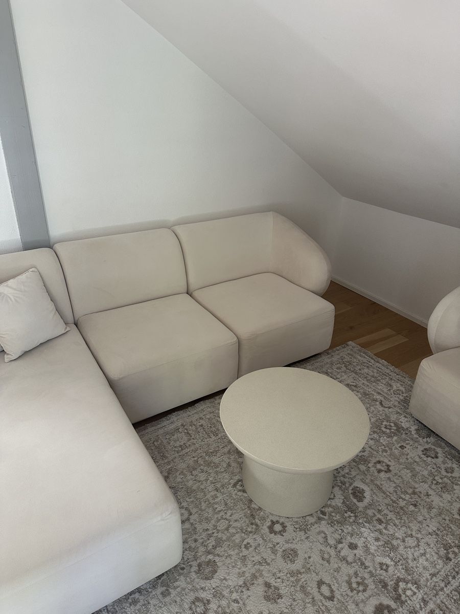 Sofas: Weisses Sofa – D'occasion à St. Gallen par alibaba12 3