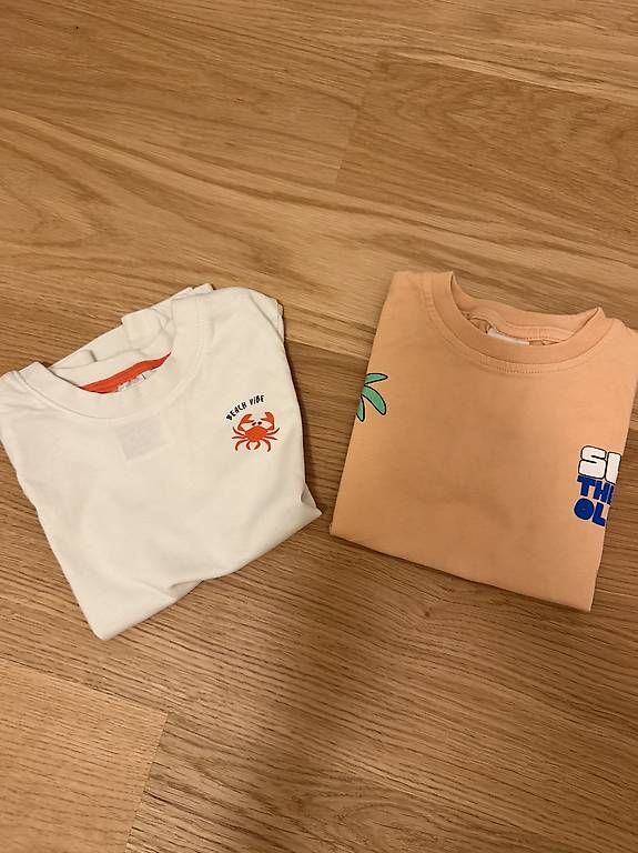 Lotti & Set di vestiti: Kleidungspaket – Usato da Ennetbürgen venduto da Jvek 3