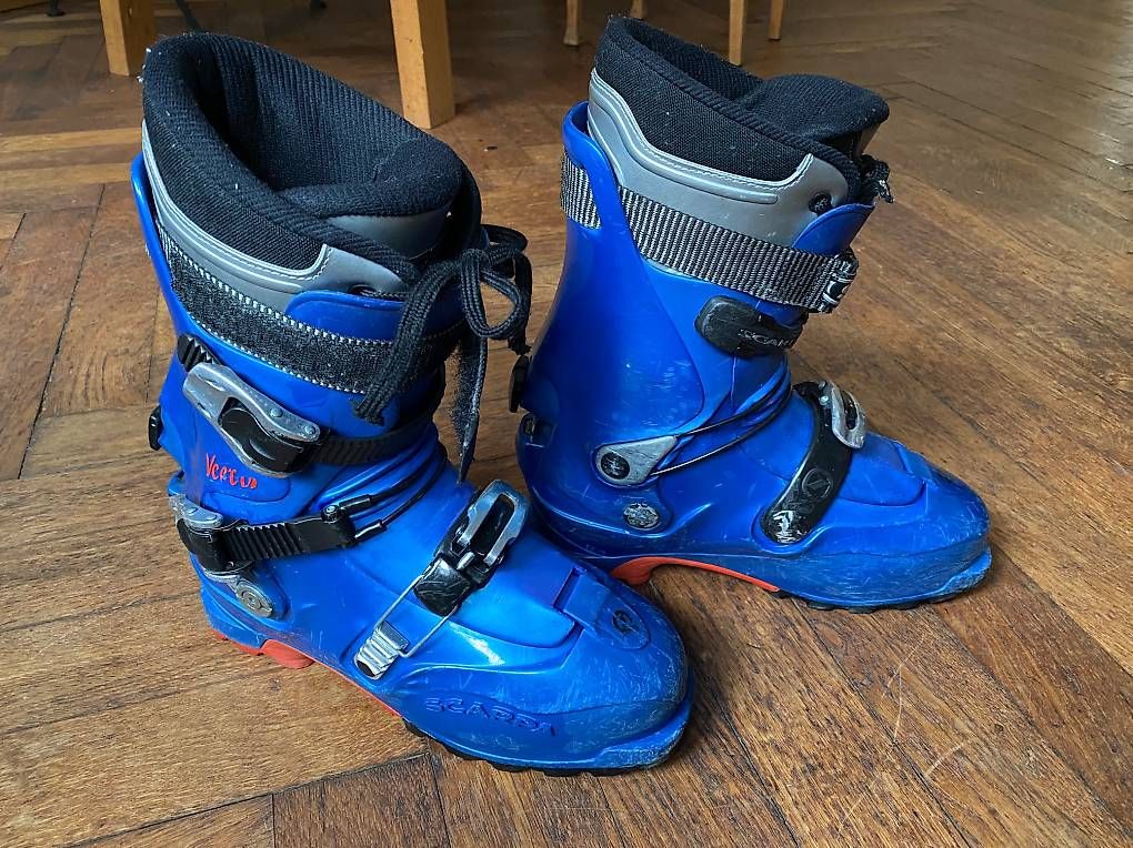 Sci: Scarpa Tourenskischuhe Gr. 43 – Usato da Zürich venduto da adire