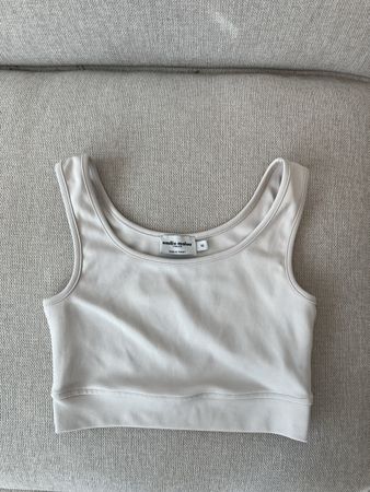 Emilie Malou Crop Top XS - Stylish Summer Essential!