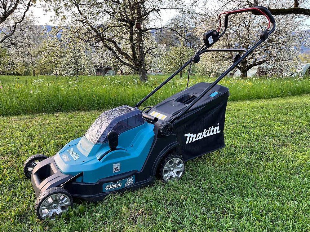 Makita Akku Rasenmher 43 Cm