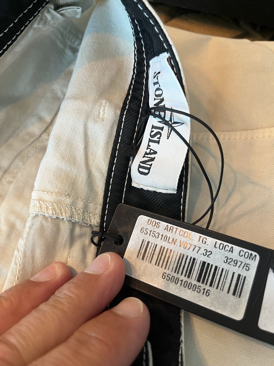 Stone Island Hosen: Stone Island Cargo – Neu und originalverpackt aus Oberwil BL von Babylon0 2