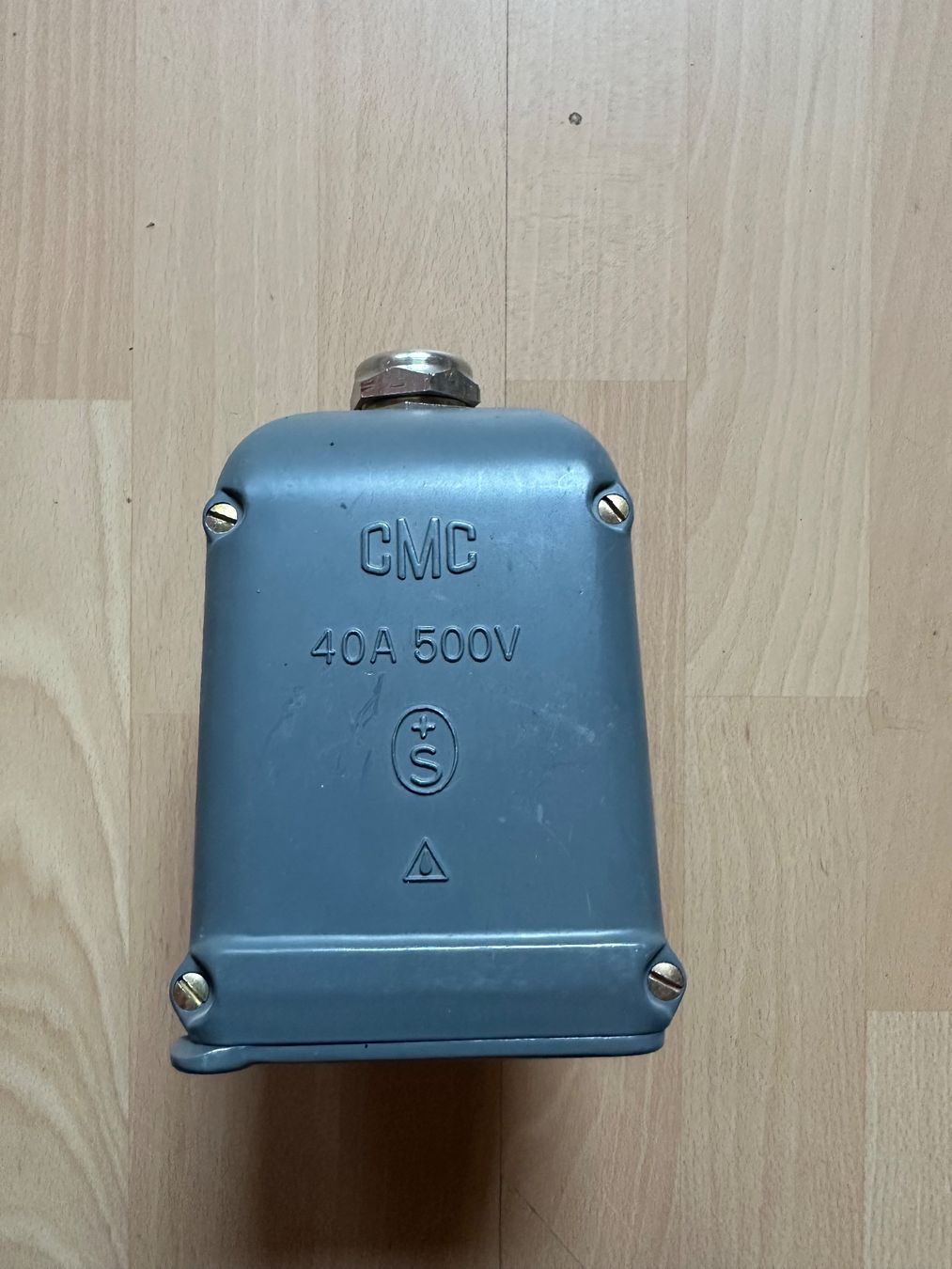 Spine: J 40/5 Polige NEUE Steckdose  Stromdose CMC – Usato da Huttwil venduto da Bolpa 8