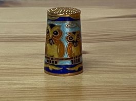 Cloisonne Eule Fingerhut