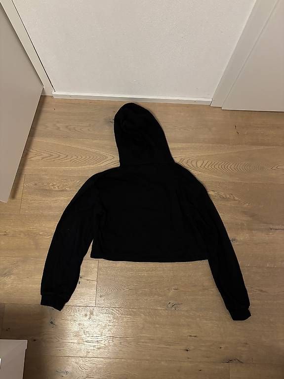 Maglioni & Felpe: schwarzer Pulli – Usato da Chur venduto da gio_6rlp 1