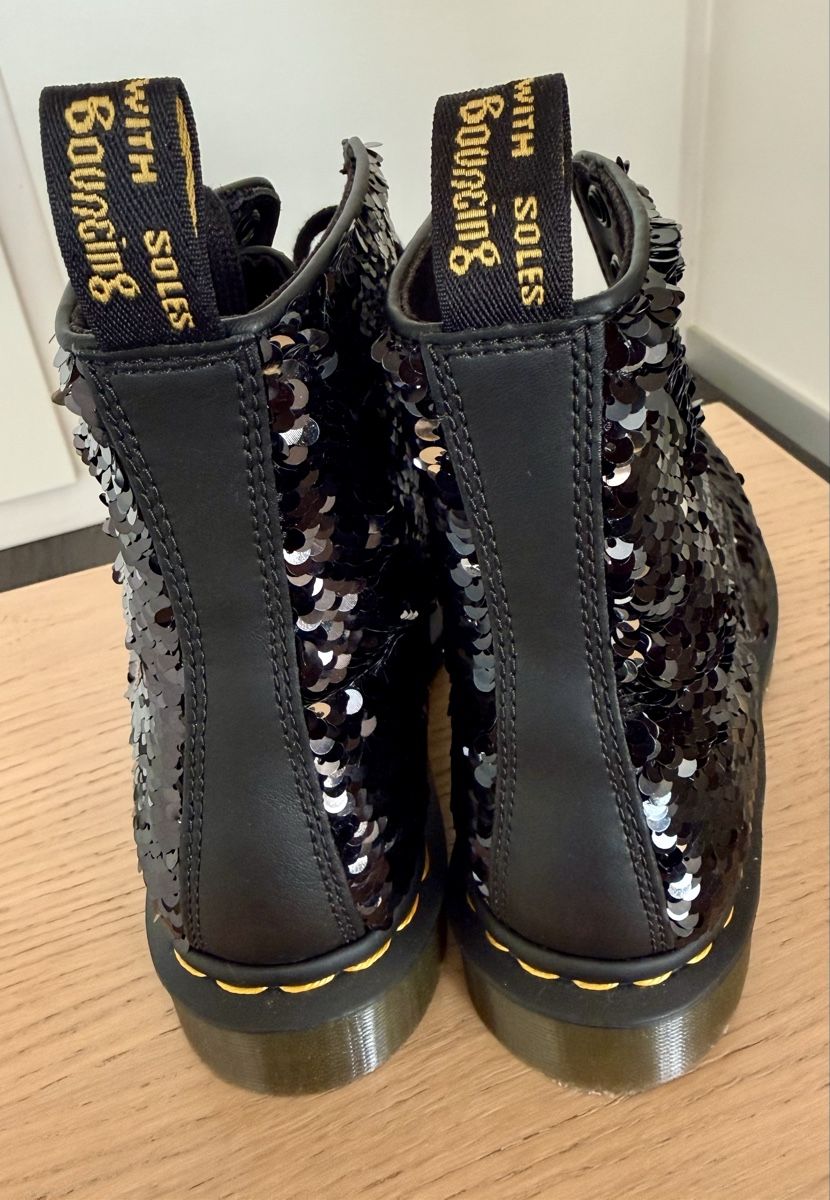 Dr. Martens Damenschuhe: Dr. Martens Pascal à sequins t.36 – Neu (gemäss Beschreibung) aus GRIMISUAT von toinou 2