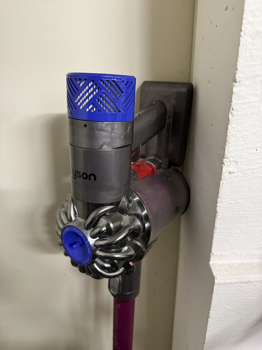 Dyson Aspirapolveri & Accessori: Dyson V6 Akkustaubsauger – Usato da Birsfelden venduto da mah_6yvz 2