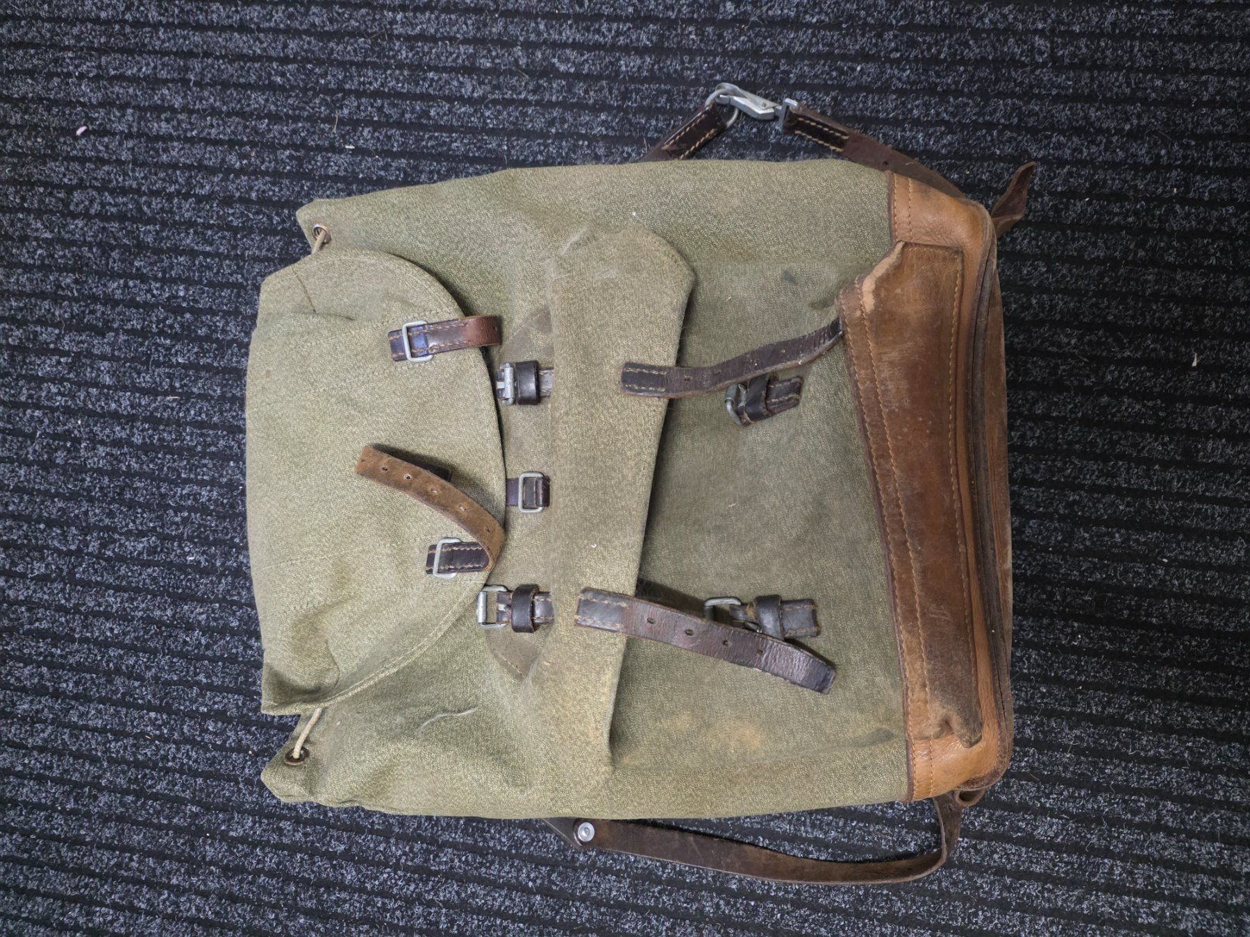 Zaini: Schweizer Militärrucksack 1962 Militär Armee – Usato da Dorf venduto da Echo_Elements 4