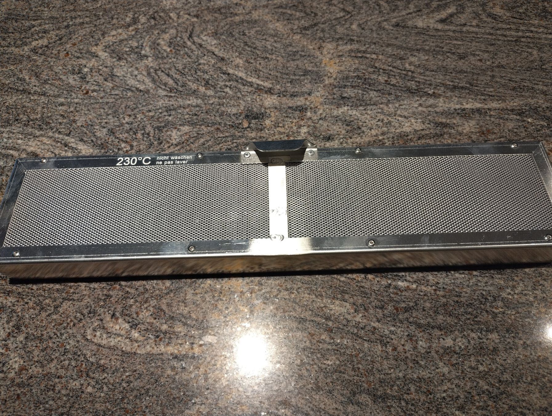 Electrolux Ventilazione: Electrolux LongLife Aktivkohlefilter – Nuovo (secondo la descrizione) da Herisau venduto da Ea83