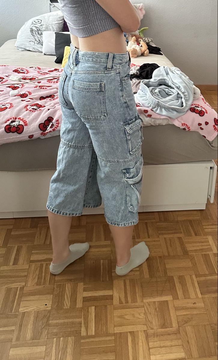 Jeans: Bermuda Y2K – Usato da Hauterive NE venduto da may_ys2m 1